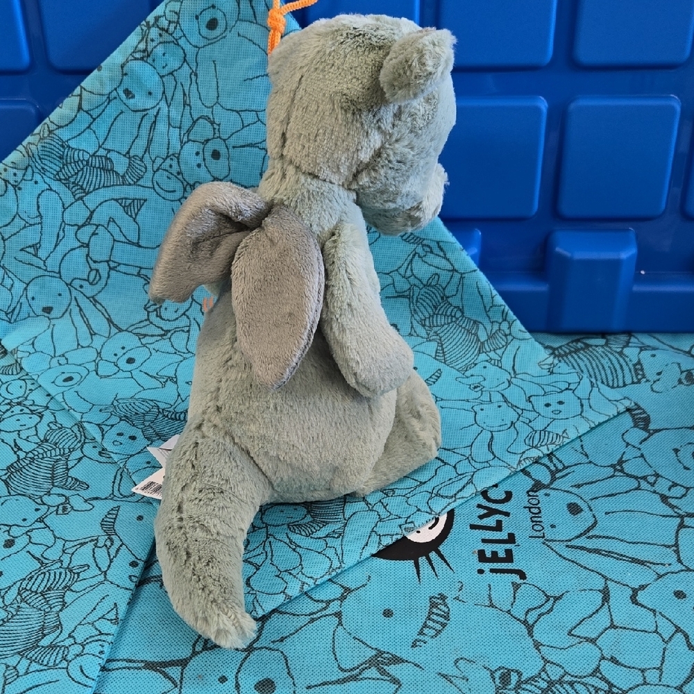 NWT Jellycat Bashful Dragon (M)
